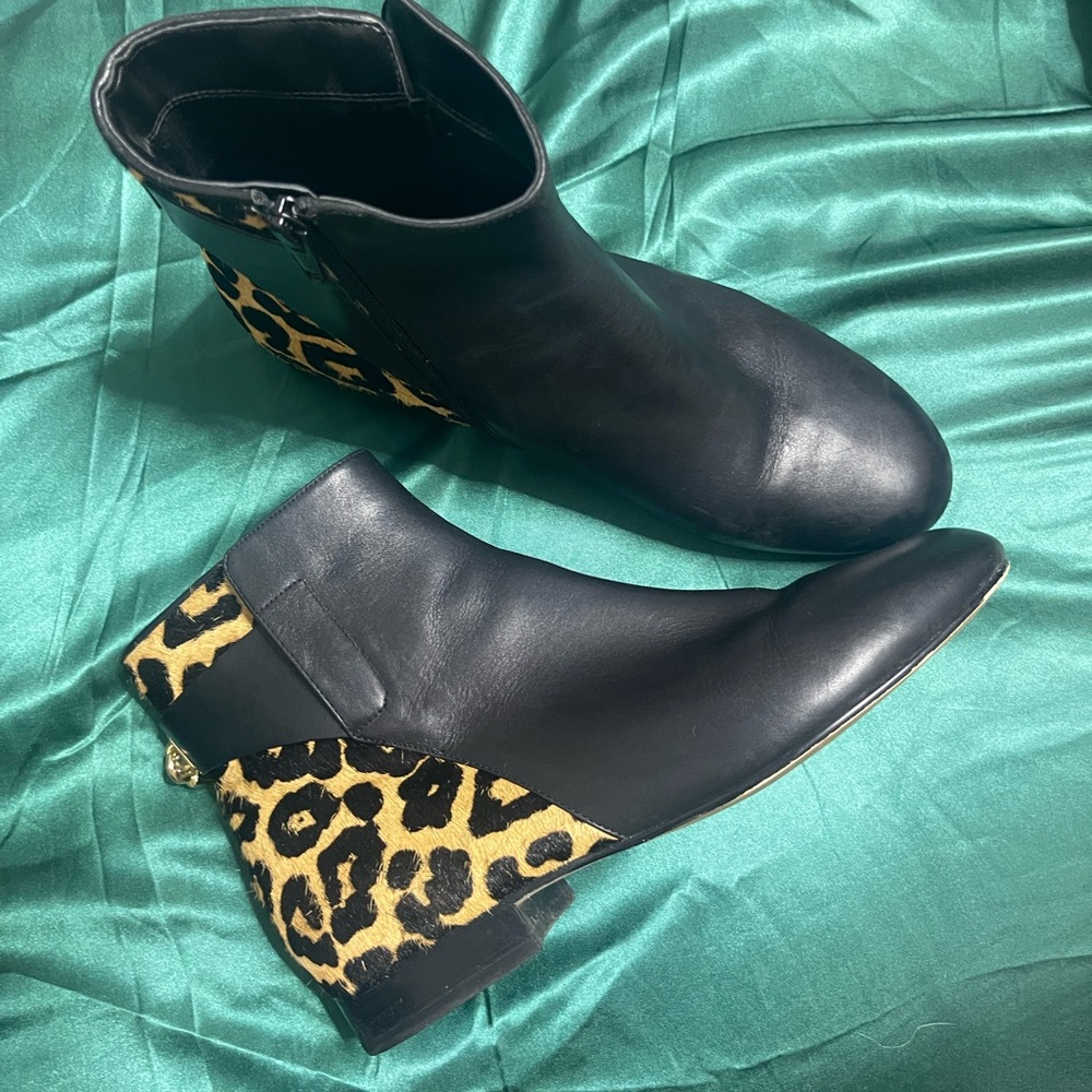 Michael Kors MIRA boots size 8 women’s